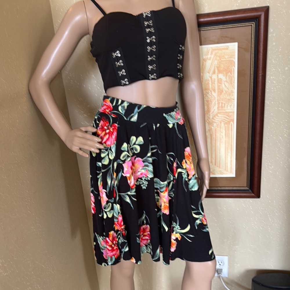 Torrid Super Soft Hawaiian Skirt sz 0